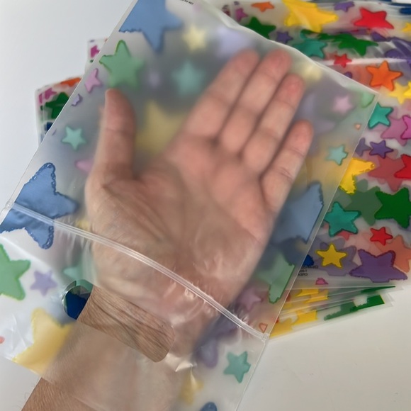CLEARANCE 24 pcs Star Bags Clear Bags Loot Bags Favor Bags Treat 6.25x6.25" In. - Picture 5 of 7